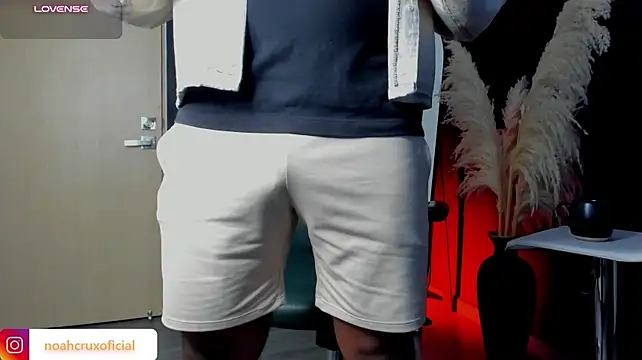 noahcrux_ Pertunjukan Webcam