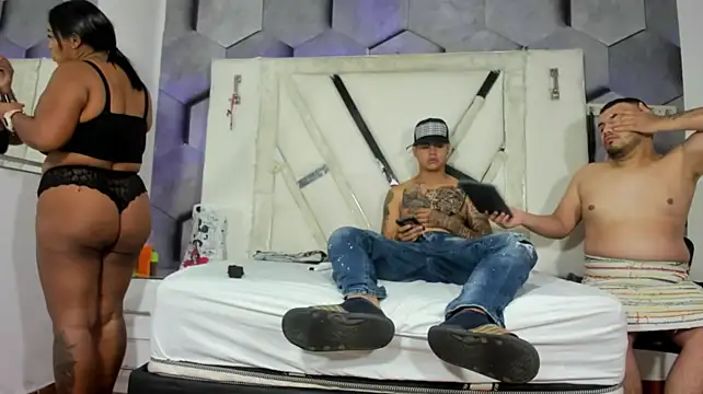 SadieAndAxel Pertunjukan Webcam