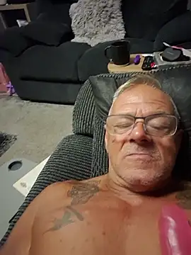 gymrat61 Show Webcam