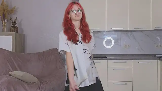 XXX chat uživo modela InternetGirlfriend