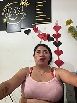 luna_boobs' Live XXX Chat
