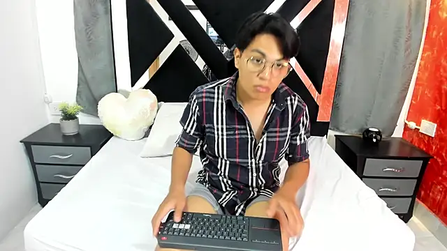 NicoVega69 Шоу с уебкамера