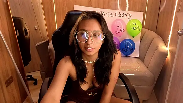 raven_stone_cn Webcam show