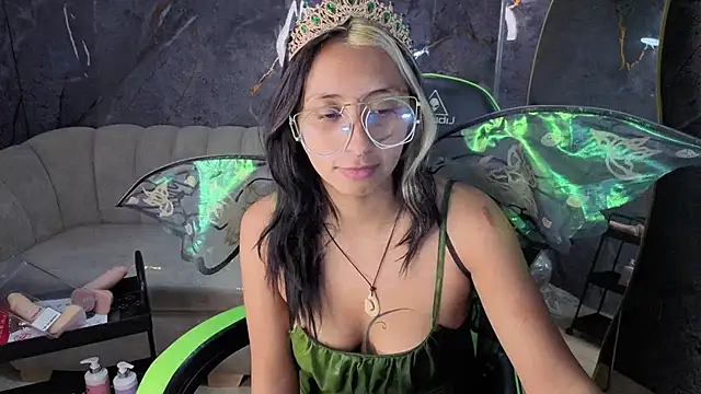 raven_stone_cn Webcam Show