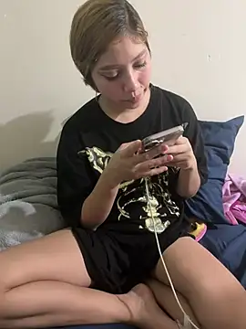 Вебкам-шоу LatinaHorny01