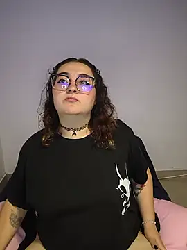 Spookycat_ – webcam-show