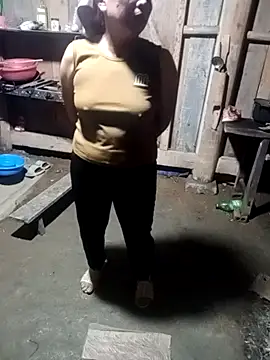 Chat XXX ao vivo de Mai-lanzz