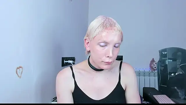 ashmelancholyn Webbikameraesitys