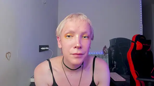 Lyricca's Webcam Show