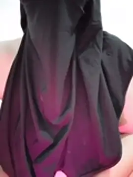 Chatroom XXX en direct de Queen_Marwa_AR