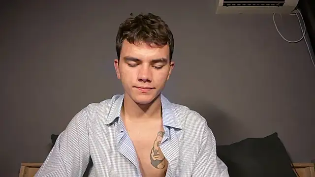 Just_Max02 Webcam-Show