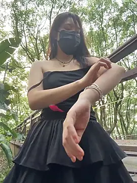 xiaxia868 网络视讯表演