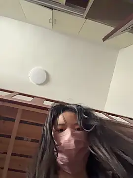 xiaxia868 在線直播表演