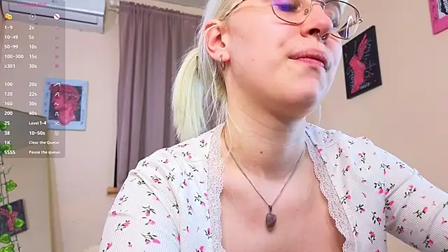 Webkamerová show t_blonde