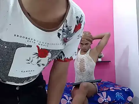 charlottevskendall Webcamshow