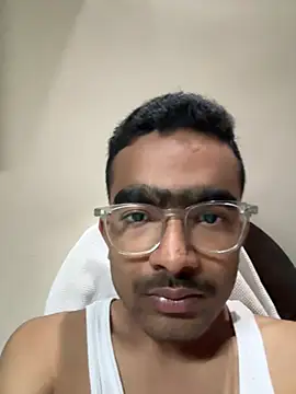 ronzy_69 Show Webcam