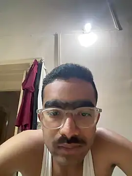 ronzy_69 在線直播表演