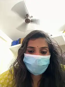 XXX chat uživo modela Kira105xxx