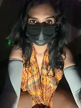XXX chat uživo modela Kira105xxx