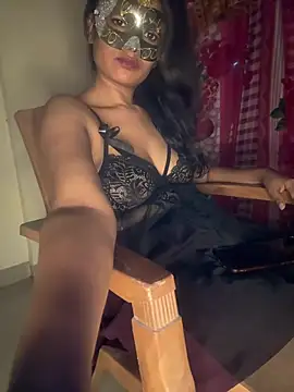 Kira105xxxのライブXXXチャット