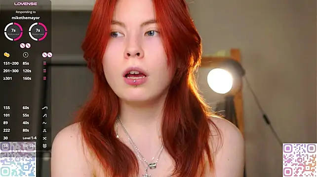 SofiaSantora Pertunjukan Webcam
