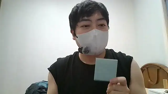 Minato-999 Show in webcam
