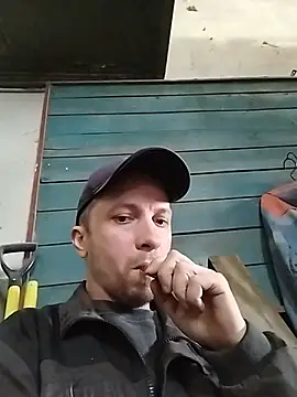 Pokazy przed kamerką – hornny_boy45