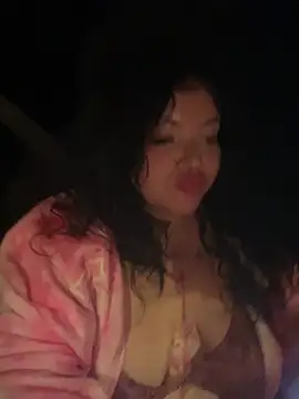 XXX chat uživo modela WeluvyouKarma