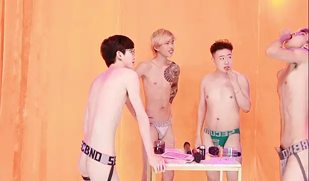 Mark-001 Webcam show