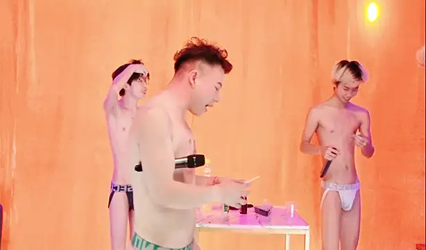 Mark-001 Webcam-Show