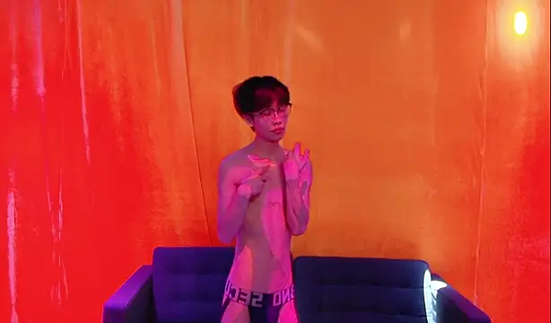 Mark-001 webcam show
