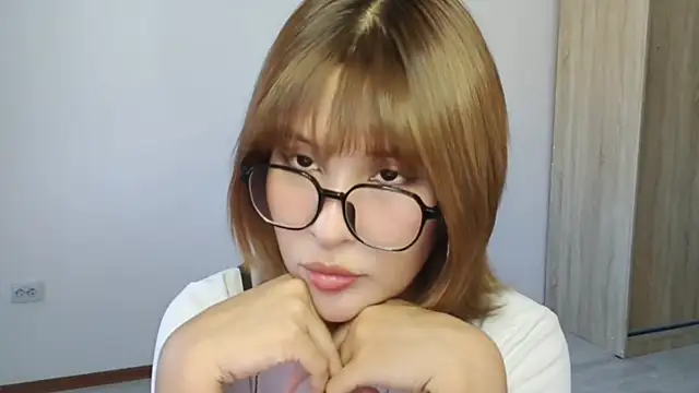 XXX chat uživo modela AdroitRant