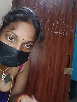 KadhalArasi 在線直播表演