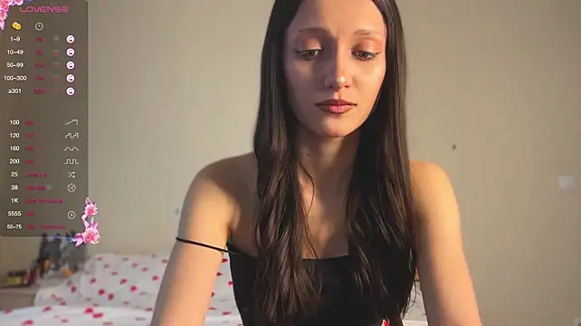 Kamilamilaan Live XXX chat