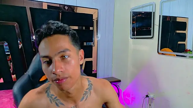 Show de Lil_Brownn na webcam