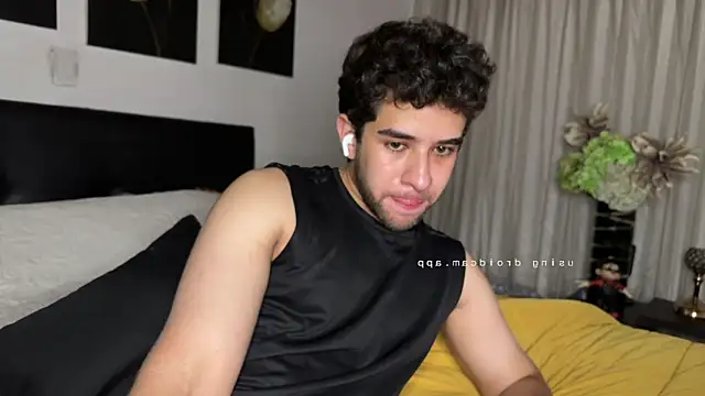 Tellmejack_ Show Webcam