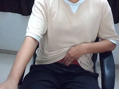 yoursjohnnysins 网络视讯表演