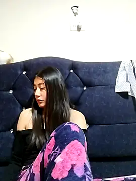 Maya_Rave_ Webcam show