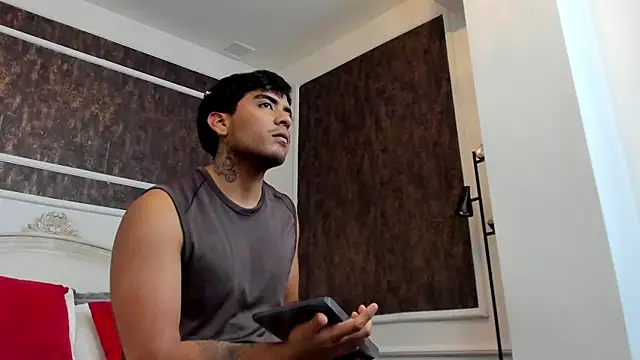 NicolasZane Adlı Modelin Web Kamerası Şovu
