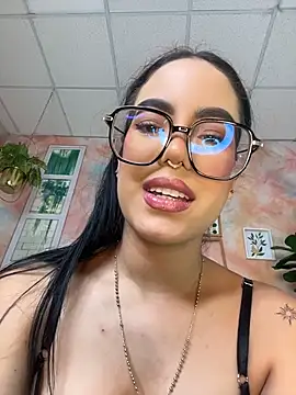 TopDollXXX Webcam-Show