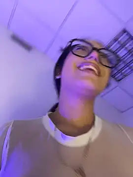 TopDollXXX's Webcam Show
