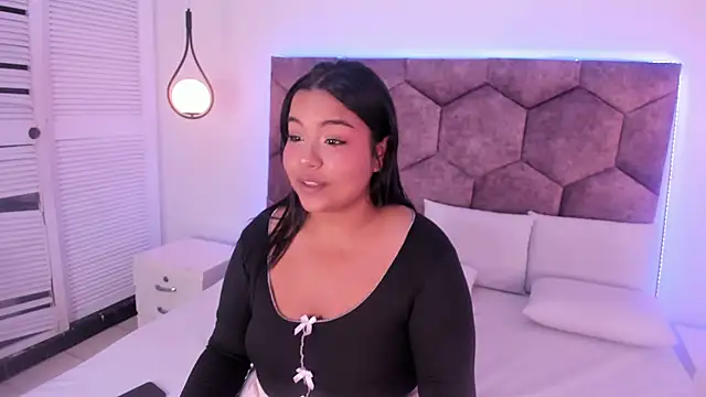 Chatroom XXX en direct de olivia_jhonsson_