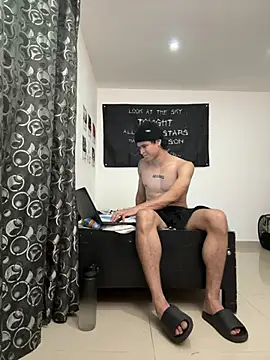TonyMonta_1 Show in webcam