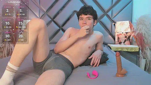 MaxxieRay Webcam show