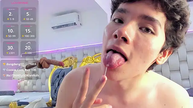 MaxxieRay Webcam Show
