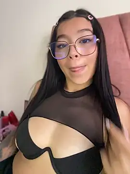 maaddyXXX 웹캠 쇼
