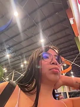I-Maddy Show in webcam