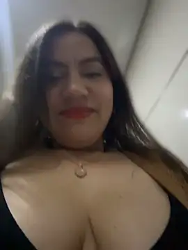 Bella_Pascualina Webcam Show