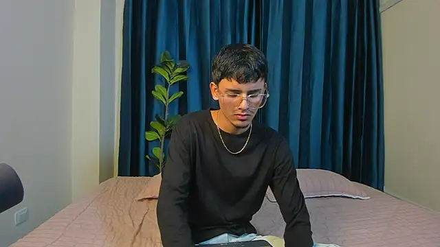 hell_Dantex's Webcam Show