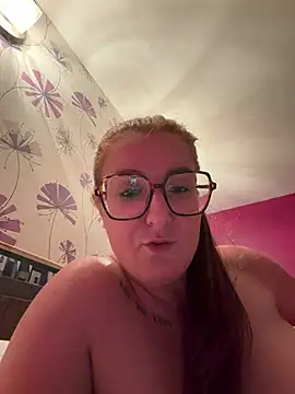 couplesexe99 Show in webcam